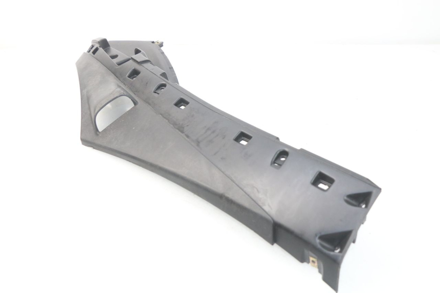 photo de UNTERBODEN RECHTS PIAGGIO FLY IE 125 (2012 - 2017) - Technische Nahaufnahme