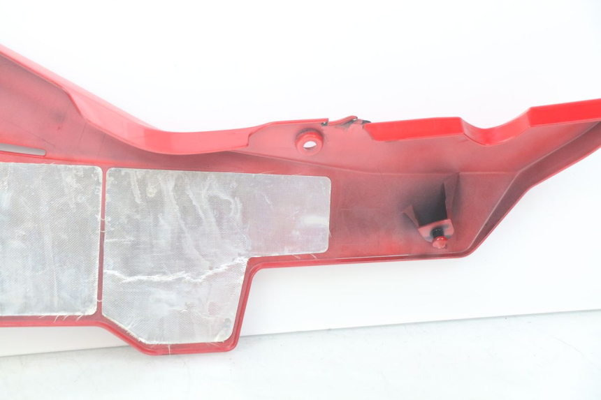 photo de UNTERBODEN RECHTS SUZUKI GSX-R GSXR 750 (2011 - 2016) - Details der Befestigungspunkte