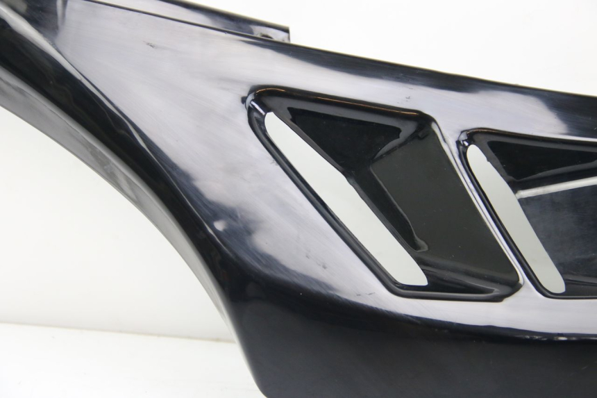 photo de RECHTER SEITENSCHWELLER REVATTO IMPERATOR 125 (2007 - 2015) - Details der Befestigungspunkte