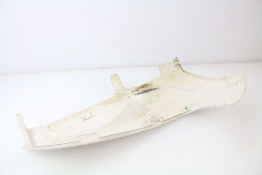 photo de UNTERBODEN RECHTS PEUGEOT JET FORCE CARBU 50 (2003 - 2016) - Zoom auf Gebrauchszustand