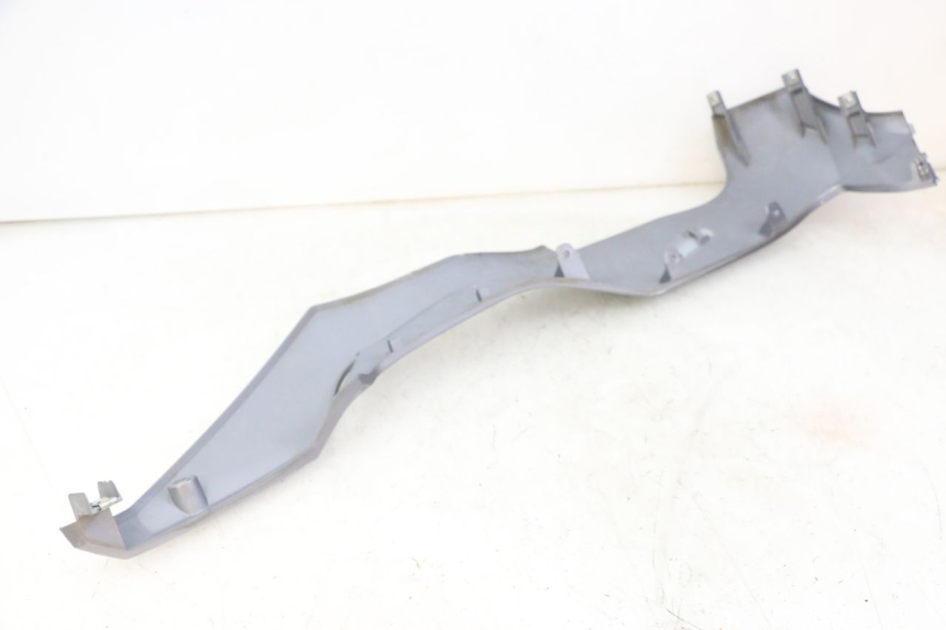 photo de UNTERBODEN RECHTS SYM JOYMAX 125 (2010 - 2017) - Detailansicht des Bauteils