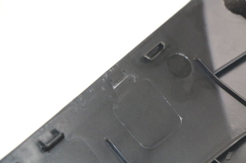 photo de RECHTER SEITENSCHWELLER PEUGEOT KISBEE 2T 50 (2010 - 2017) - Technische Nahaufnahme