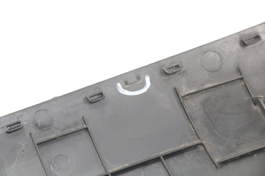 photo de RECHTER SEITENSCHWELLER PEUGEOT KISBEE 2T 50 (2010 - 2017) - Alternative Perspektive