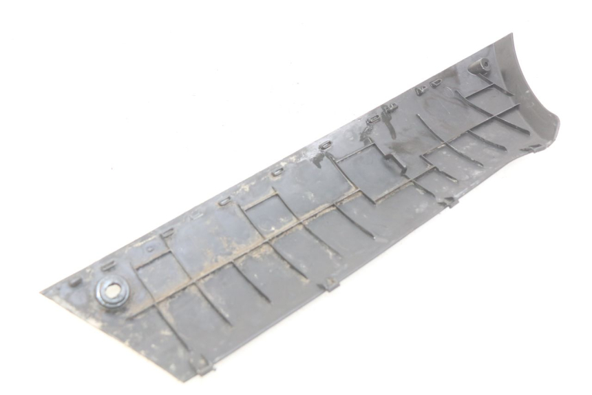 photo de RECHTER SEITENSCHWELLER PEUGEOT KISBEE 4T 50 (2010 - 2017) - Detailansicht des Bauteils