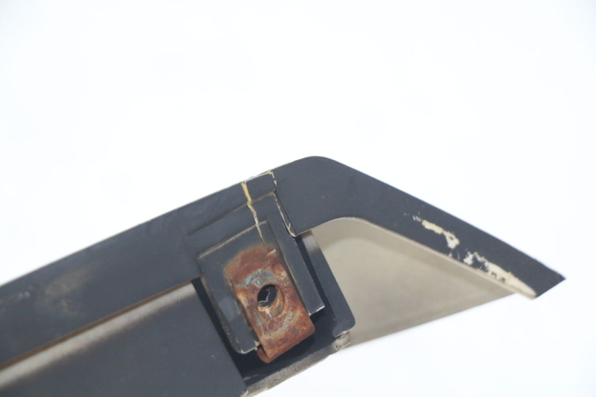 photo de RECHTER SEITENSCHWELLER EUROCKA MATADOR 4T 50 (2010 - 2016) - Zoom auf Gebrauchszustand