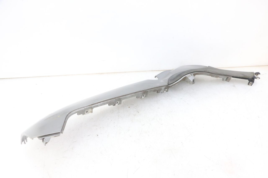 photo de UNTERBODEN RECHTS PIAGGIO MP3 LT 300 (2010 - 2016) - Detailansicht des Bauteils