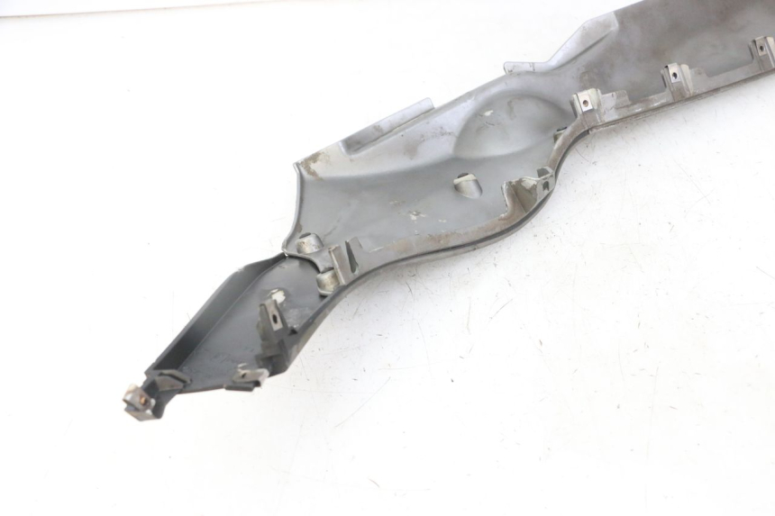 photo de UNTERBODEN RECHTS PIAGGIO MP3 LT 300 (2010 - 2016) - Geprüftes Gebrauchtteil