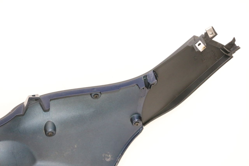 photo de RECHTER SEITENSCHWELLER PIAGGIO MP3 LT 400 (2007 - 2012) - Oberflächenzustand und Material