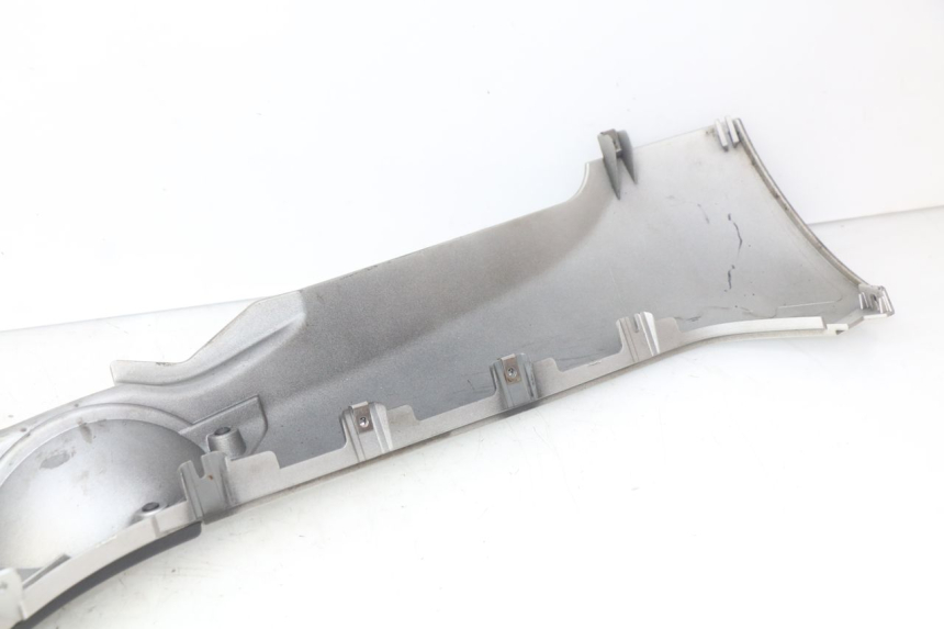 photo de RECHTER SEITENSCHWELLER PIAGGIO MP3 500 (2014 - 2017) - Detailansicht des Bauteils