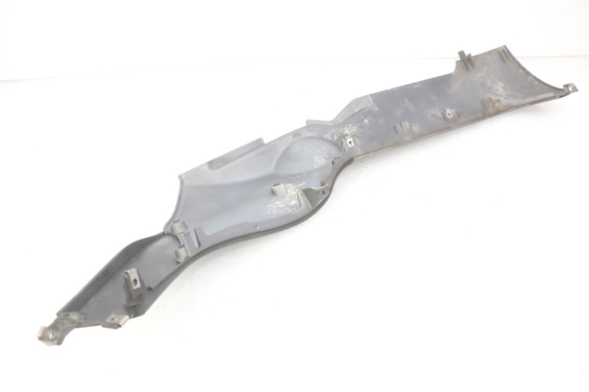 photo de RECHTER SEITENSCHWELLER PIAGGIO MP3 500 (2011 - 2015) - Technische Nahaufnahme