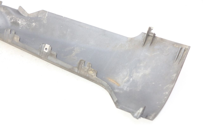 photo de RECHTER SEITENSCHWELLER PIAGGIO MP3 500 (2011 - 2015) - Oberflächenzustand und Material