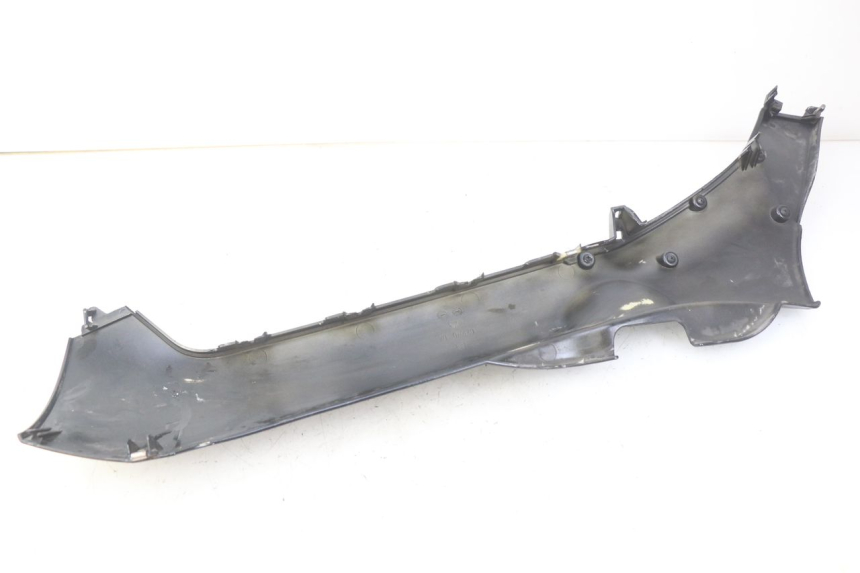 photo de RECHTER SEITENSCHWELLER PIAGGIO MP3 125 (2006 - 2014) - Alternative Perspektive