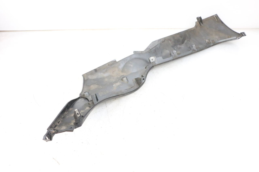 photo de RECHTER SEITENSCHWELLER PIAGGIO MP3 500 (2011 - 2015) - Detailansicht des Bauteils