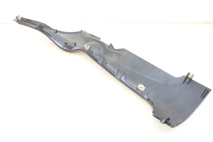 photo de UNTERBODEN RECHTS PIAGGIO MP3 RL 250 (2006 - 2010) - Technische Nahaufnahme