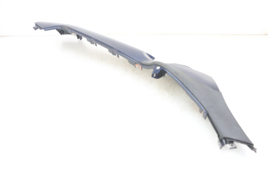 photo de UNTERBODEN RECHTS PIAGGIO MP3 RL 250 (2006 - 2010) - Oberflächenzustand und Material