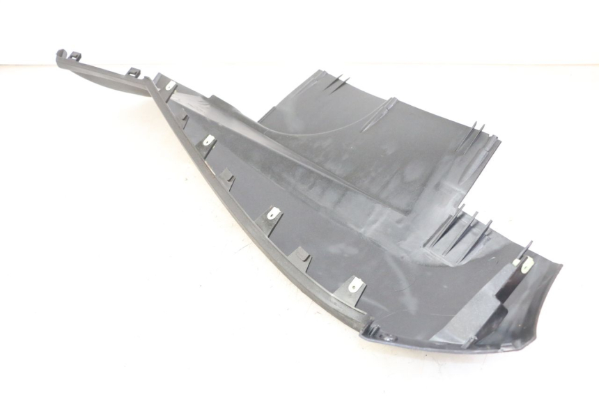 photo de UNTERBODEN RECHTS PEUGEOT SATELIS 125 (2013 - 2018) - Zoom auf Gebrauchszustand