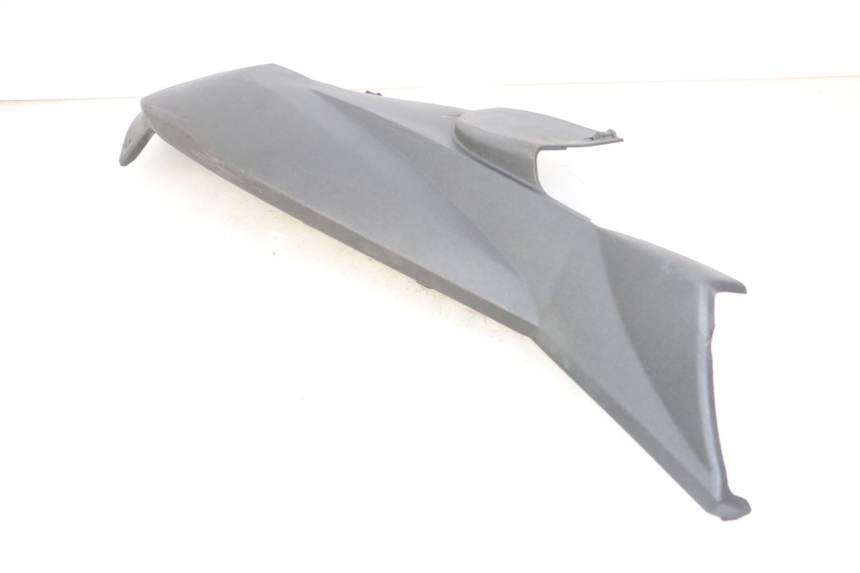 photo de UNTERBODEN RECHTS PEUGEOT SATELIS 125 (2013 - 2018) - Technische Nahaufnahme