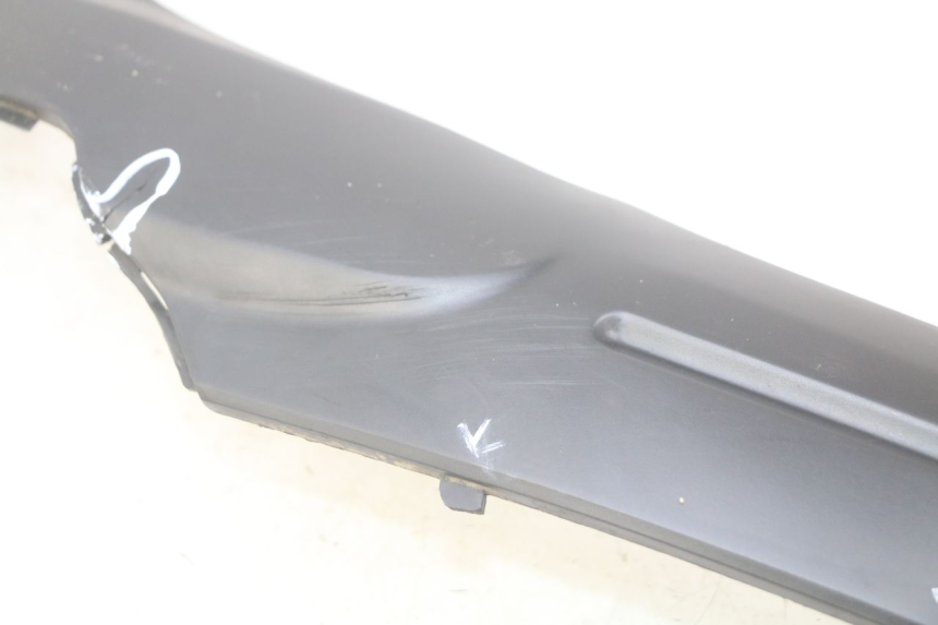 photo de RECHTER SEITENSCHWELLER TNT MOTOR ROMA 10' 4T 50 (2019 - 2022) - Detailansicht des Bauteils