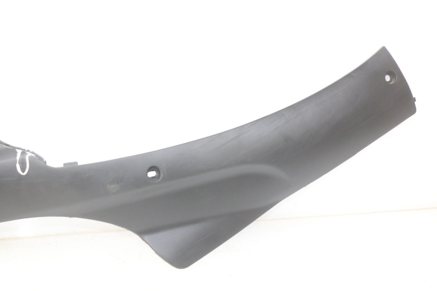 photo de RECHTER SEITENSCHWELLER TNT MOTOR ROMA 10' 4T 50 (2019 - 2022) - Oberflächenzustand und Material