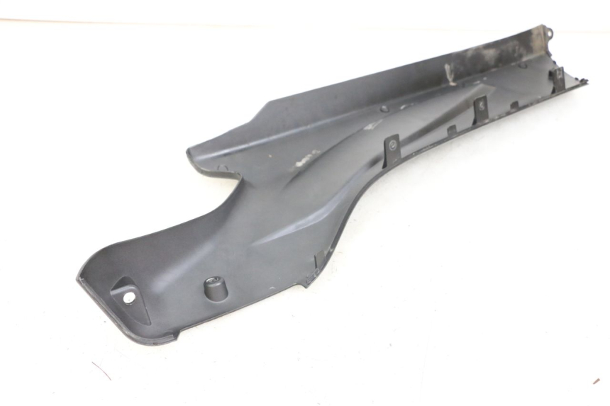 photo de RECHTER SEITENSCHWELLER DAELIM S3 125 (2010 - 2017) - Kennzeichnungen und Originalreferenzen