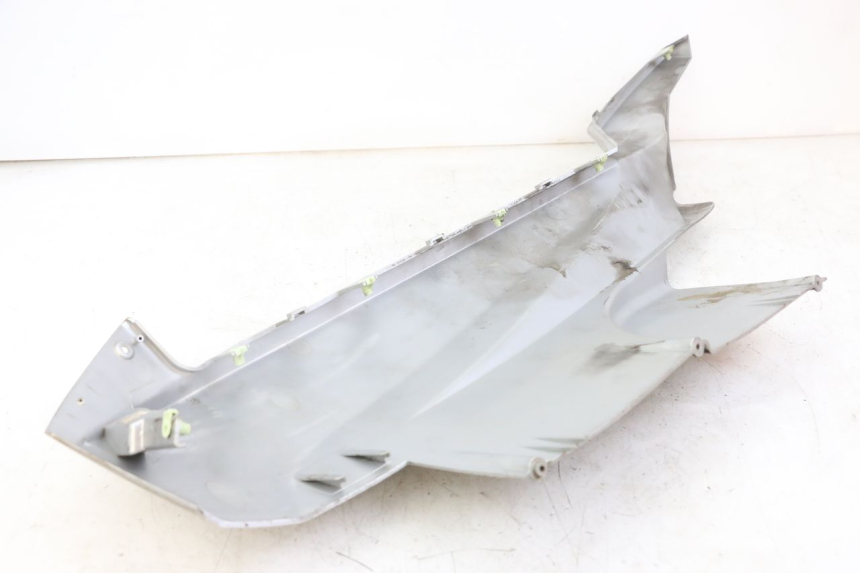 photo de UNTERBODEN RECHTS PEUGEOT SATELIS 125 (2010 - 2012) - Alternative Perspektive