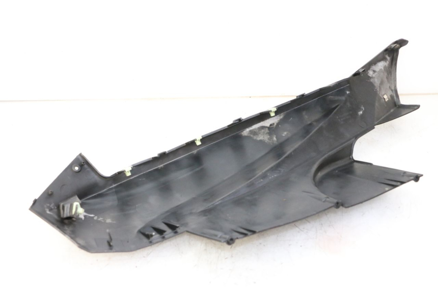 photo de UNTERBODEN RECHTS PEUGEOT SATELIS 125 (2013 - 2018) - Alternative Perspektive