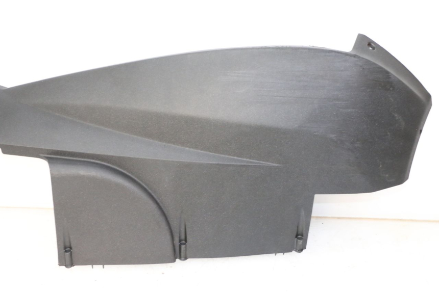 photo de UNTERBODEN RECHTS PEUGEOT SATELIS 125 (2013 - 2018) - Gesamtansicht des Produkts