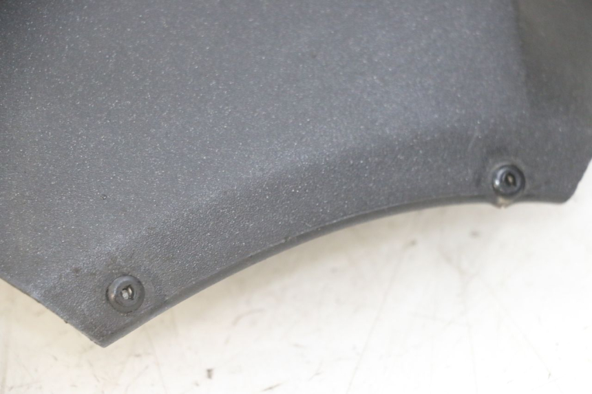 photo de UNTERBODEN RECHTS PEUGEOT SATELIS 125 (2013 - 2018) - Technische Nahaufnahme