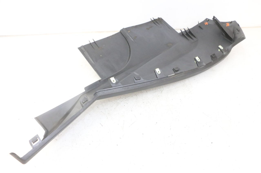 photo de UNTERBODEN RECHTS PEUGEOT SATELIS 125 (2013 - 2018) - Gesamtansicht des Produkts