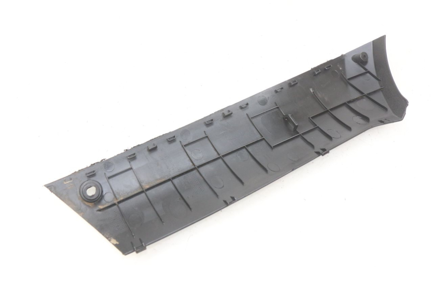 photo de RECHTER SEITENSCHWELLER PEUGEOT STREETZONE 4T 50 (2018 - 2023) - Detailansicht des Bauteils