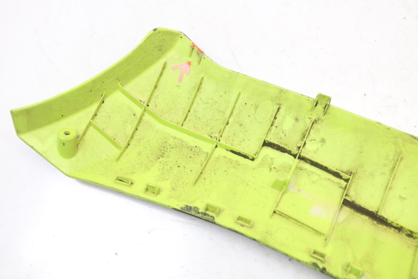 photo de UNTERBODEN RECHTS PEUGEOT STREETZONE I 2T 50 (2018 - 2020) - Oberflächenzustand und Material