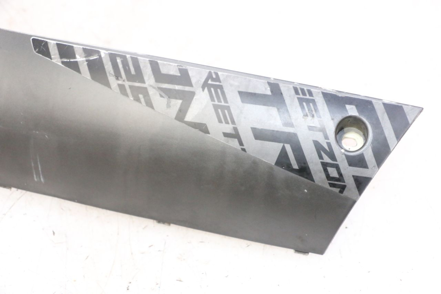 photo de UNTERBODEN RECHTS PEUGEOT STREETZONE I NAKED 2T 50 (2018 - 2020) - Technische Nahaufnahme