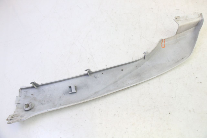 photo de UNTERBODEN RECHTS PEUGEOT TWEET PRO EFI 4T 50 (2021 - 2022) - Geprüftes Gebrauchtteil