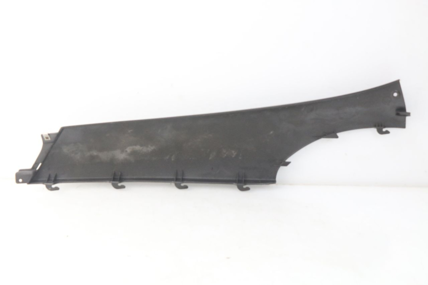 photo de UNTERBODEN RECHTS PIAGGIO X9 EVOLUTION 125 (2003 - 2007) - Detailansicht des Bauteils