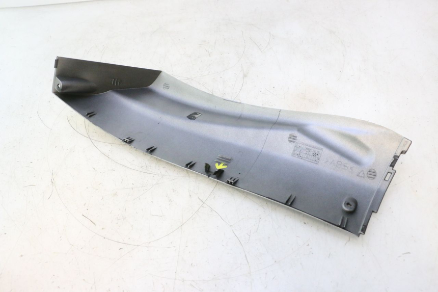 photo de RECHTER SEITENSCHWELLER YAMAHA YP MAJESTY 125 (2002 - 2006) - Weitere Ansicht des Artikels