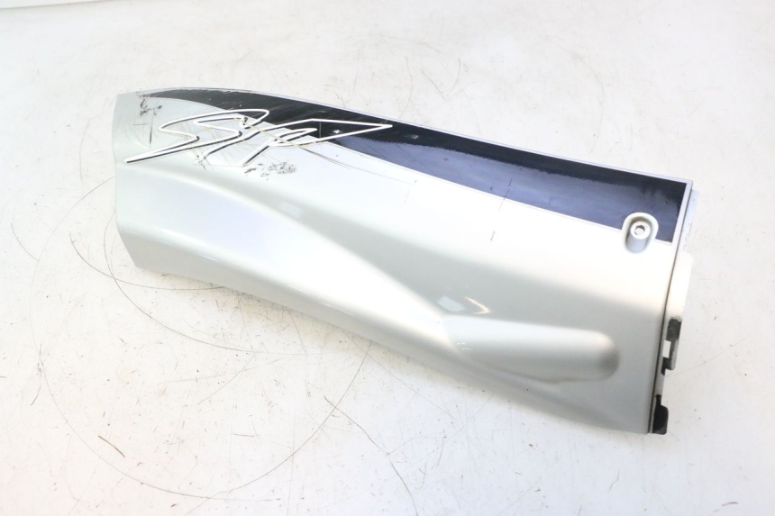 photo de RECHTER SEITENSCHWELLER YAMAHA YP MAJESTY 125 (2002 - 2006) - Technische Nahaufnahme