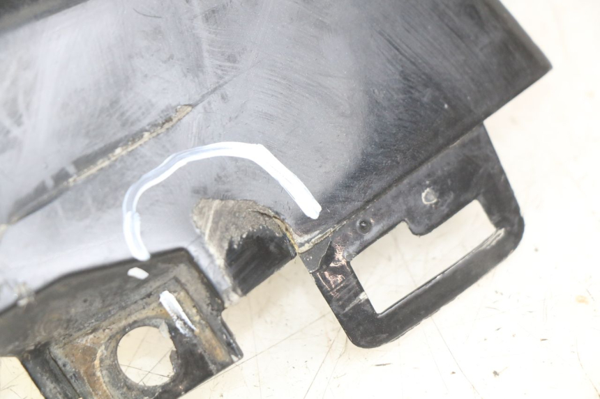 photo de RECHTER SEITENSCHWELLER YAMAHA YZF R1 1000 (2007 - 2008) - Oberflächenzustand und Material