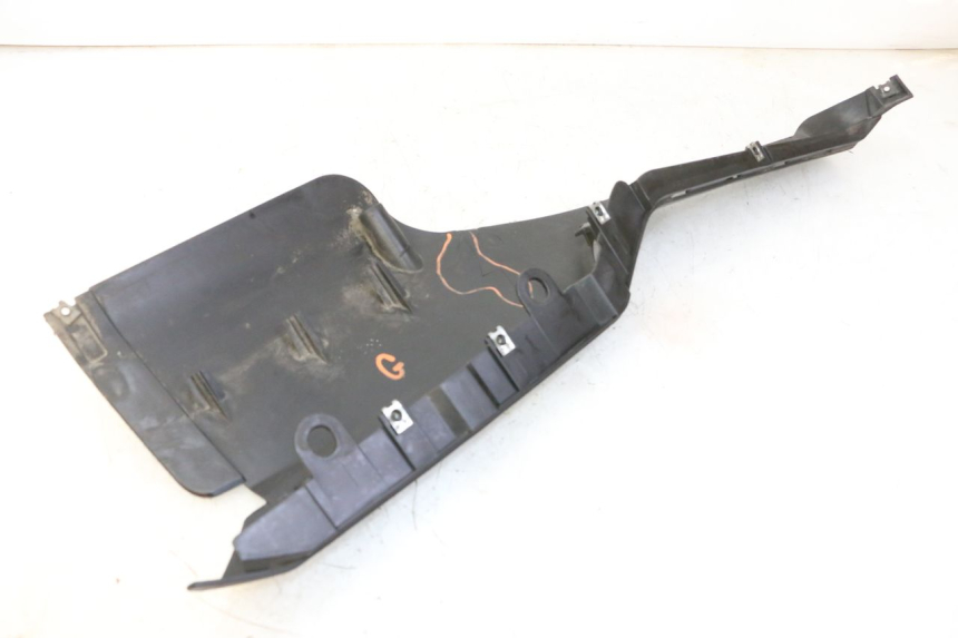 photo de UNTERBODEN LINKS QUADRO 4 4D 350 (2015 - 2018) - Zoom auf Gebrauchszustand