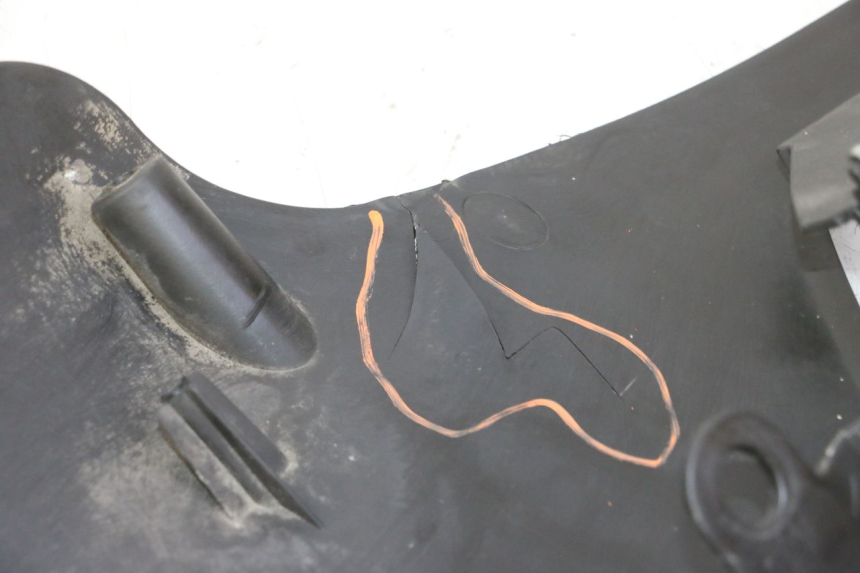 photo de UNTERBODEN LINKS QUADRO 4 4D 350 (2015 - 2018) - Alternative Perspektive