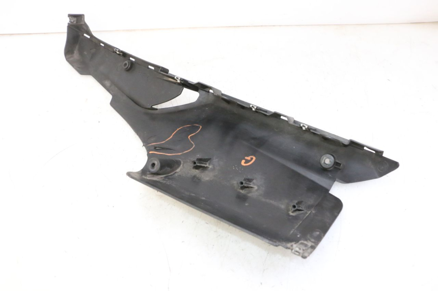 photo de UNTERBODEN LINKS QUADRO 4 4D 350 (2015 - 2018) - Technische Nahaufnahme