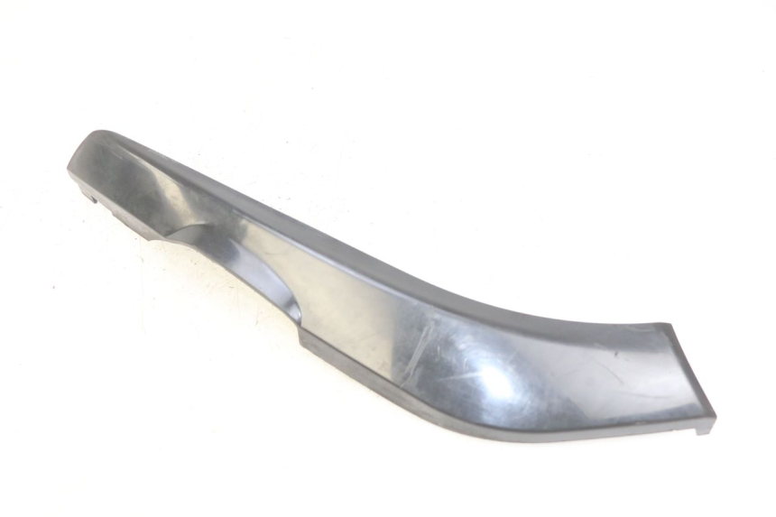 photo de LINKER UNTERE SEITENVERKLEIDUNG PIAGGIO BEVERLY 125 (2010 - 2015) - Hauptansicht