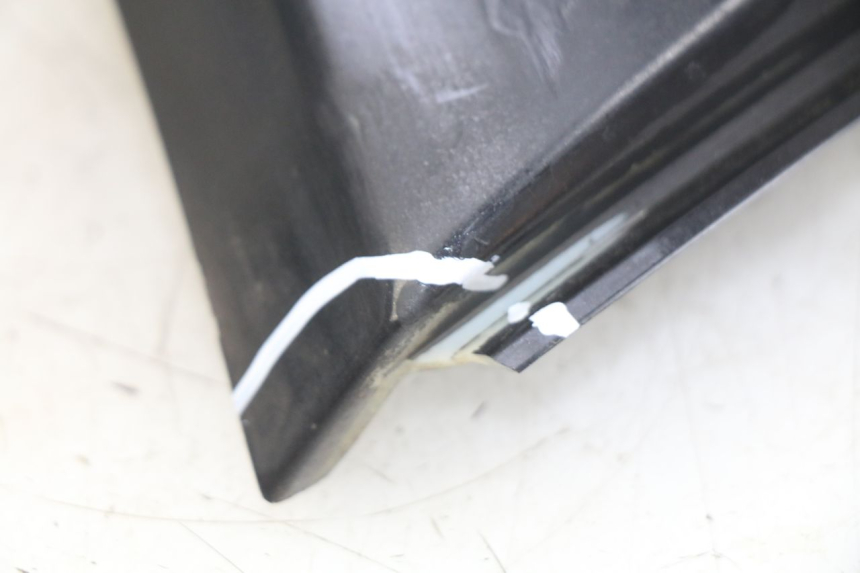 photo de LINKER UNTERE SEITENVERKLEIDUNG PEUGEOT CITYSTAR 125 (2011 - 2017) - Weitere Ansicht des Artikels