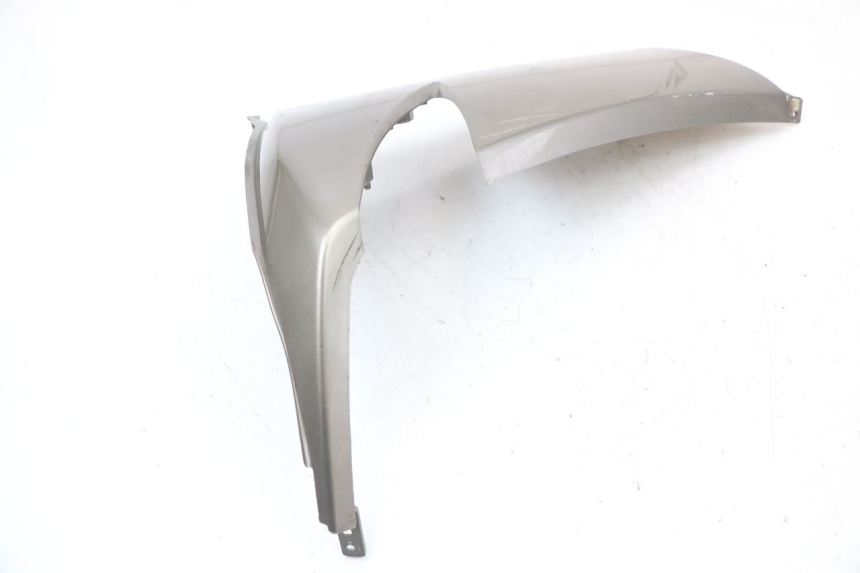 photo de UNTERBODEN LINKS PEUGEOT CITYSTAR 50 (2013 - 2017) - Details der Befestigungspunkte