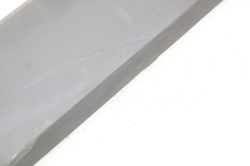 photo de LINKER UNTERE SEITENVERKLEIDUNG SUZUKI CP 80 (1985 - 1996) - Alternative Perspektive