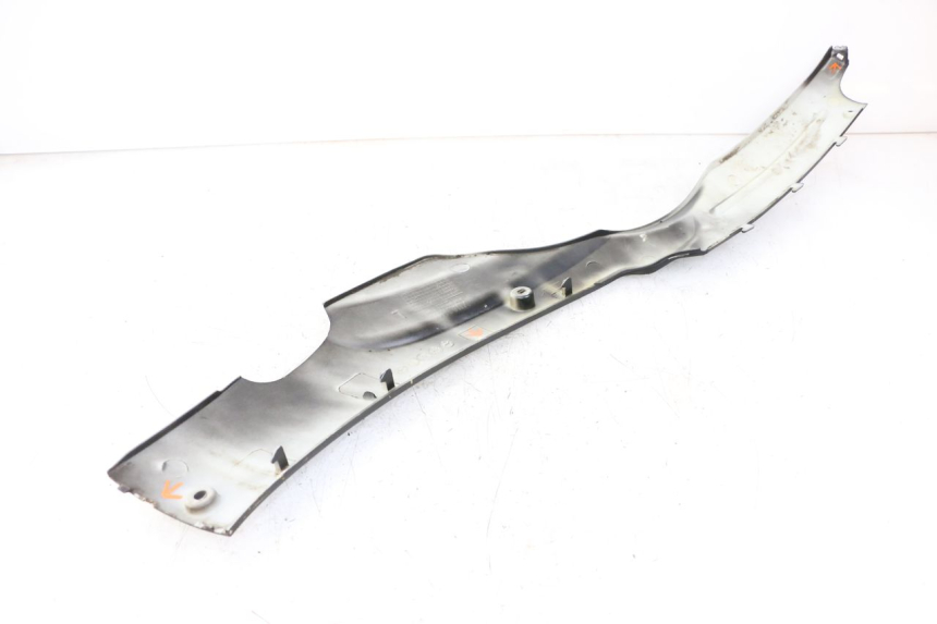 photo de UNTERBODEN LINKS LONGJIA DIGITA 4T 50 (2019 - 2022) - Oberflächenzustand und Material