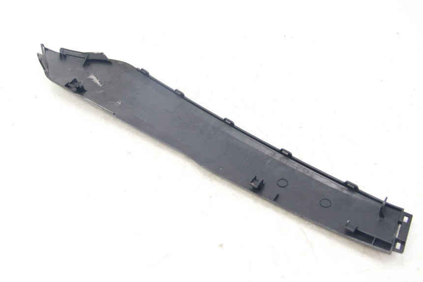 photo de LINKER UNTERE SCHWELLER YAMAHA D'ELIGHT DELIGHT 125 (2017 - 2020) - Zoom auf Gebrauchszustand