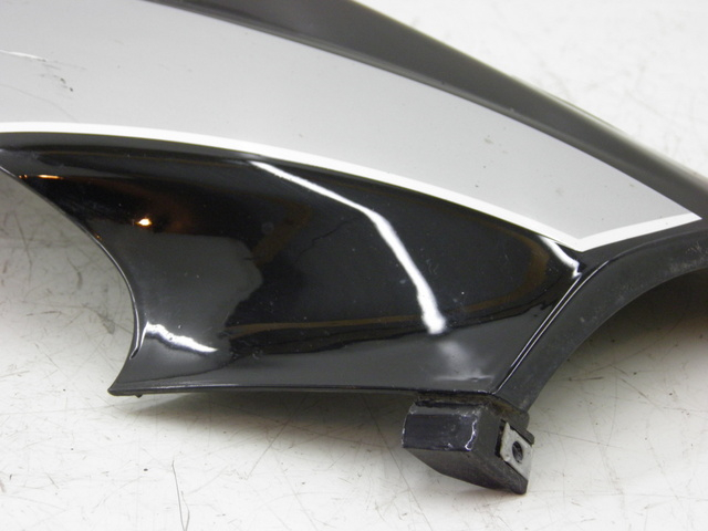 photo de LINKER UNTERE SEITENVERKLEIDUNG EUROCKA MATADOR 4T 50 (2010 - 2016) - Zoom auf Gebrauchszustand