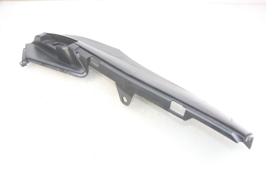 photo de LINKER UNTERE SCHWELLER PIAGGIO FLY 4T 50 (2013 - 2017) - Details der Befestigungspunkte