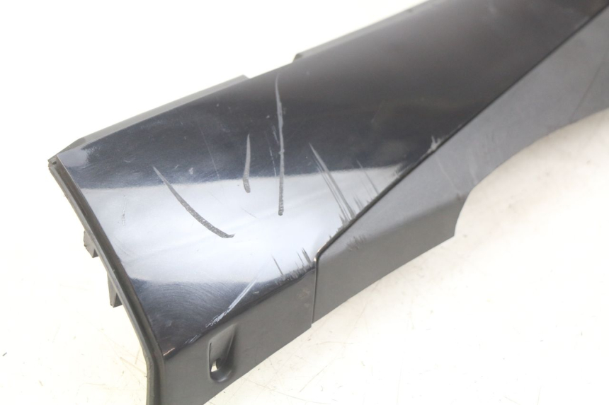 photo de LINKER UNTERE SCHWELLER PIAGGIO FLY 4T 50 (2013 - 2017) - Geprüftes Gebrauchtteil