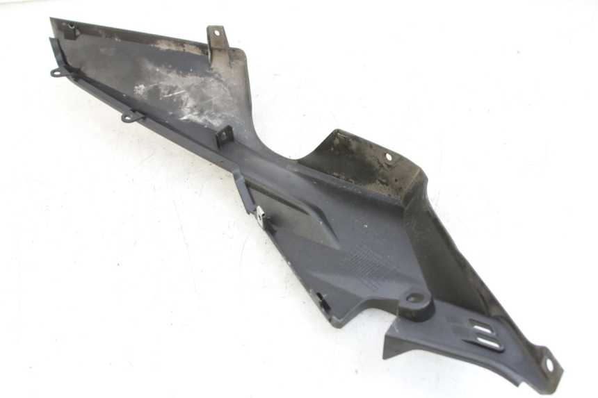 photo de UNTERBODEN LINKS HONDA FORZA 125 (2015 - 2016) - Technische Nahaufnahme